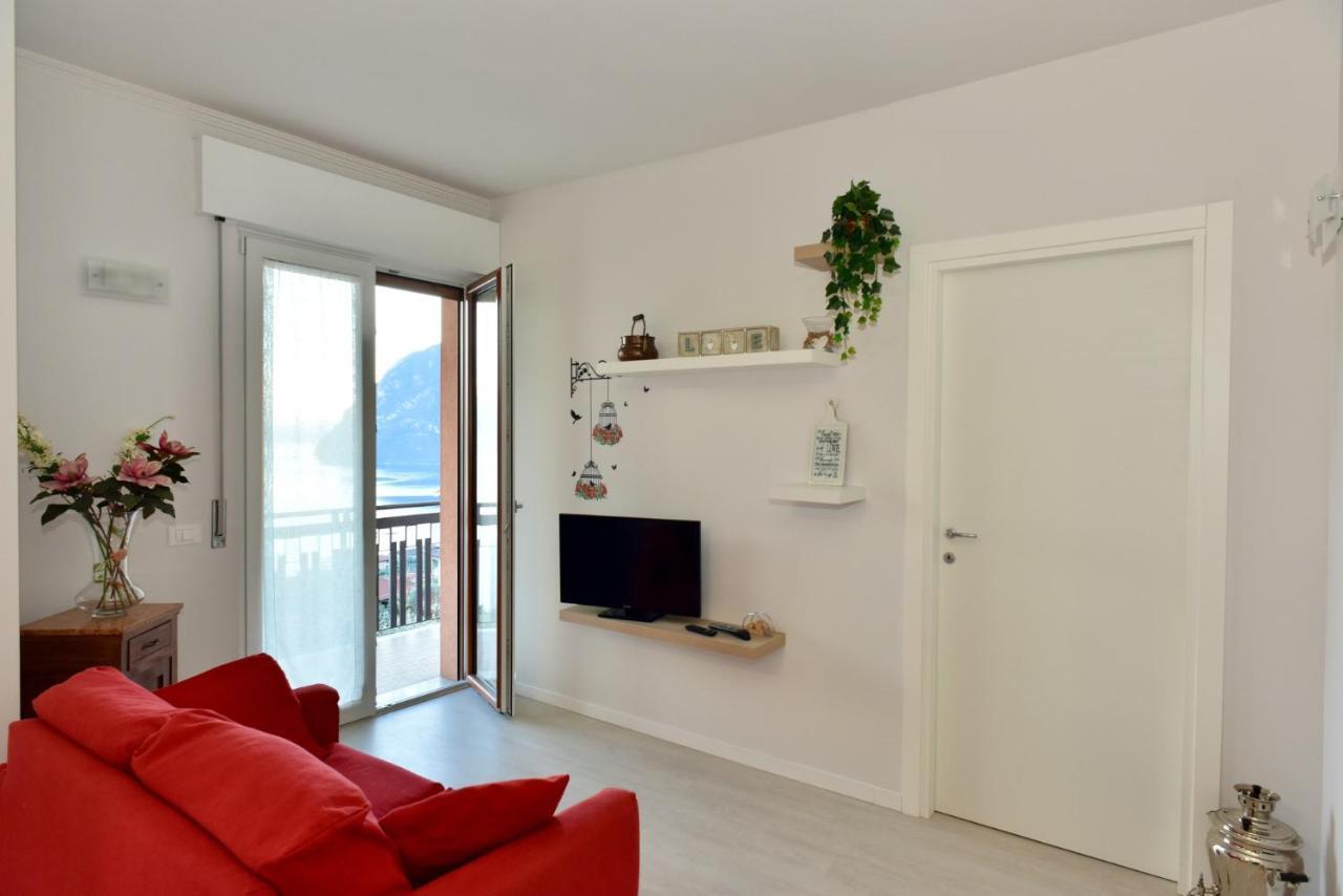Casa Sissi Apartment Riva di Solto Exterior photo