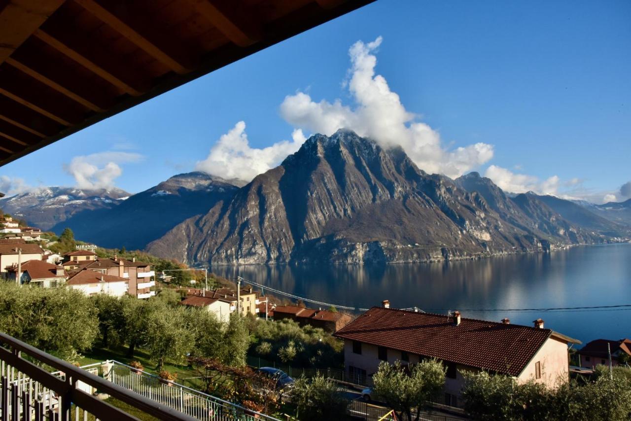 Casa Sissi Apartment Riva di Solto Exterior photo