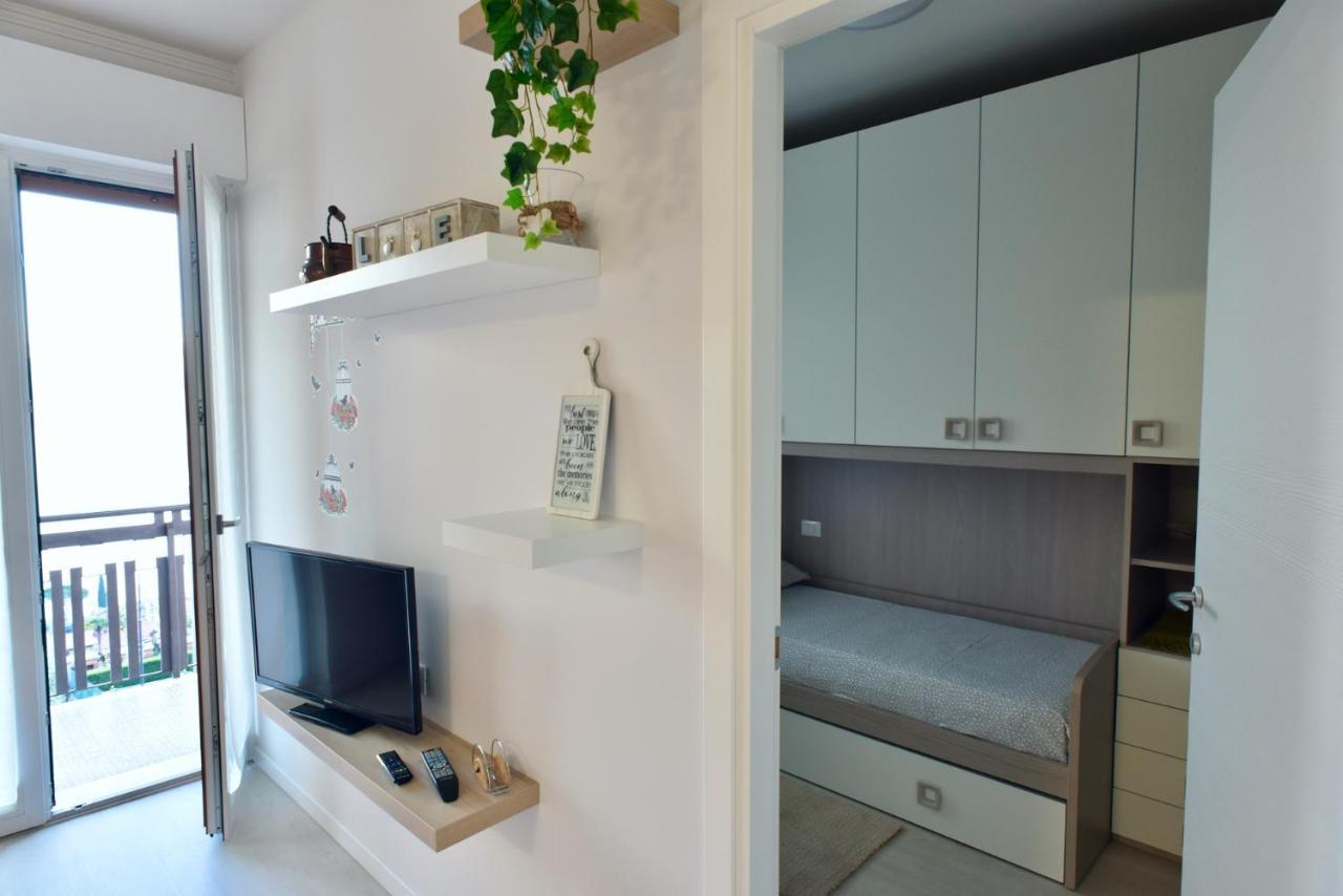 Casa Sissi Apartment Riva di Solto Exterior photo
